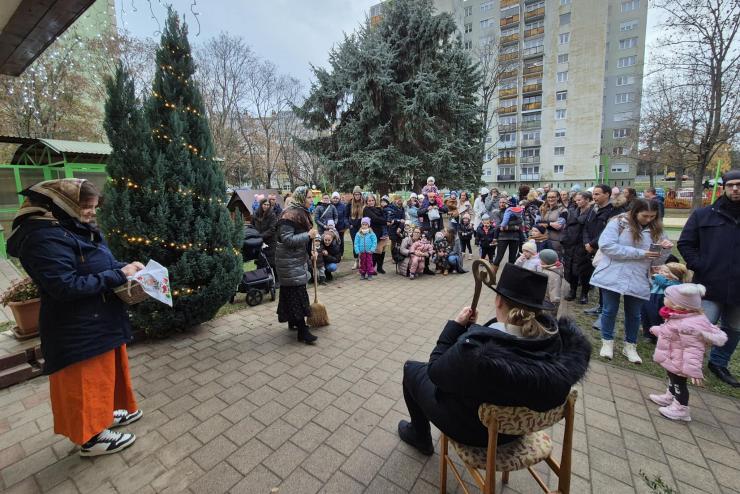 Csaldi program a Napraforg Blcsdben