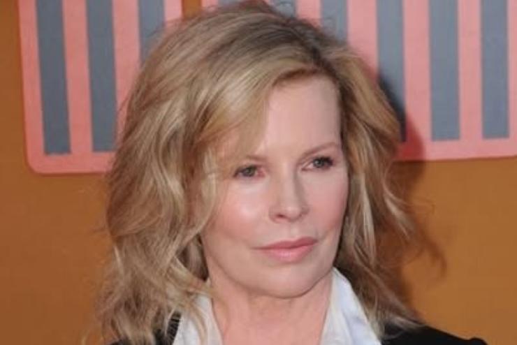 Isten ltesse, Kim Basinger!