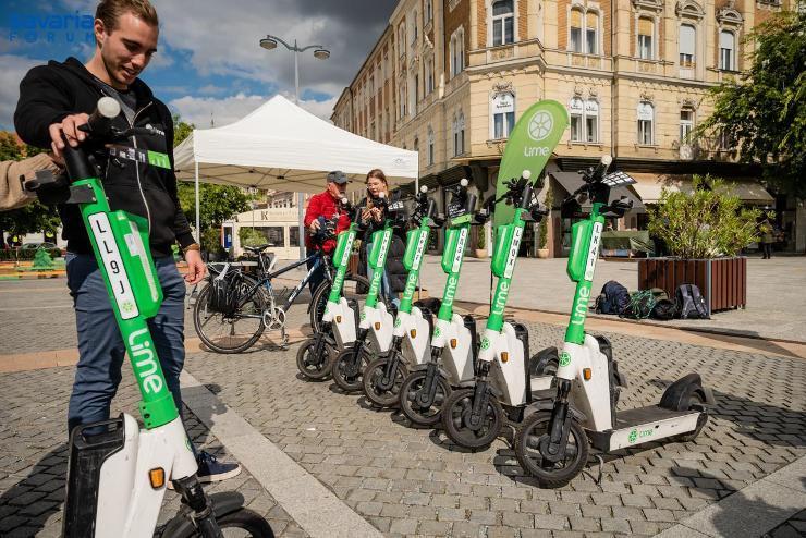 Magas a baleseti kockzat, ktelez a biztosts az elektromos rollerekre