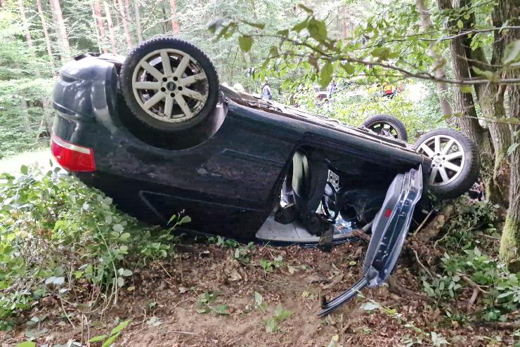 Kt napja vsrolt Audi csapdott fk kz ittas sofrrel Szentgotthrd kzelben