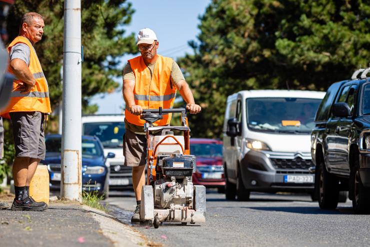 Elkezddtt a Paragvri utca feljtsa