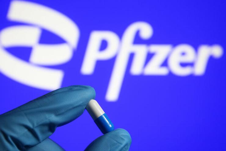 A szomszdunkban bevetik a Pfizer tablettjt