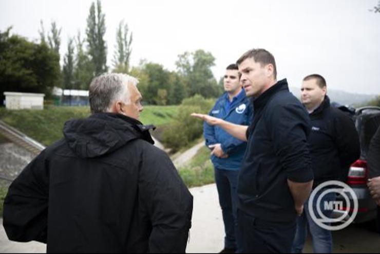 Orbn Viktor ellenrizte az rvzvdelmi felkszlst a Dunnl