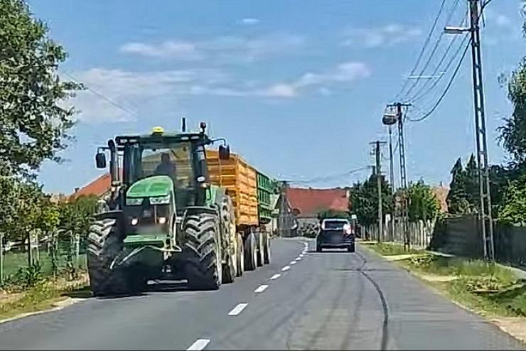 Parkol autt kerl traktor miatt fkez Mazdba csszott egy Audi Sorokpolnyban