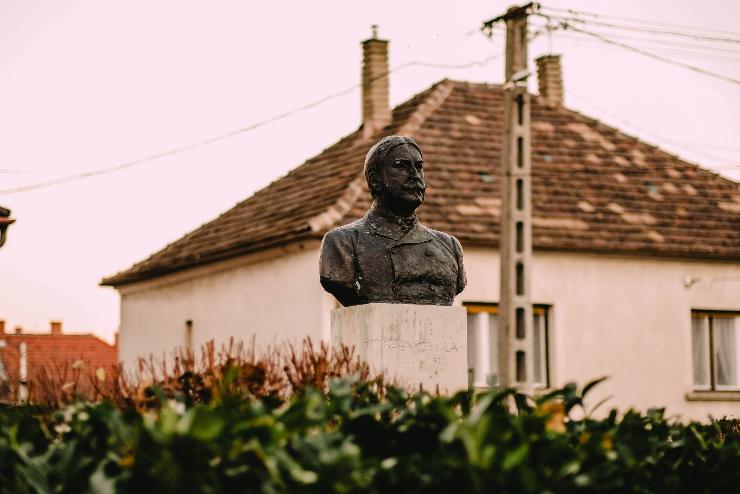 hen Gyula szletsnek 170. vforduljn emlkeznek Szombathely egykori polgrmesterre