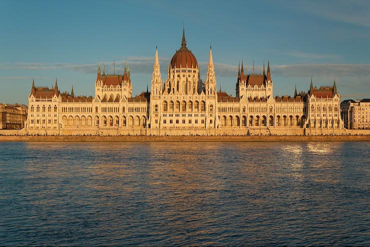 A veszlyhelyzet meghosszabbtsra adhat ma felhatalmazst a parlament