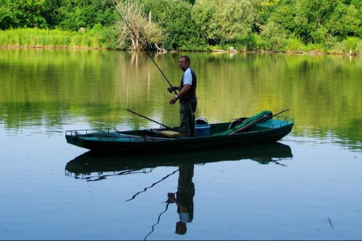 Tbb szz letveszlyes horgszkart szedtek ki a Balatonbl