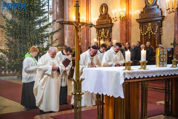 Szombathely fogadalmi nnepe: a vrosrt imdkoztak