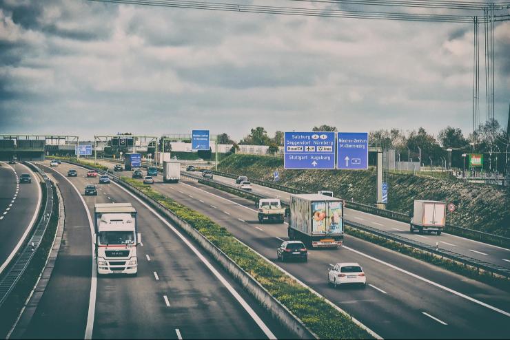 Rekordbntetst szabott ki tavaly teher- s szemlyszllt jrmvekre a Kzlekedsi Hatsg