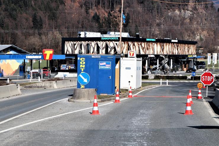 Lvldzs a szerb-boszniai hatron, egy rendr meghalt