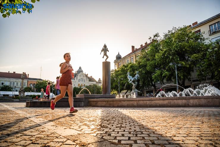 Szeles lesz a szombat, de nagyon fog stni a nap