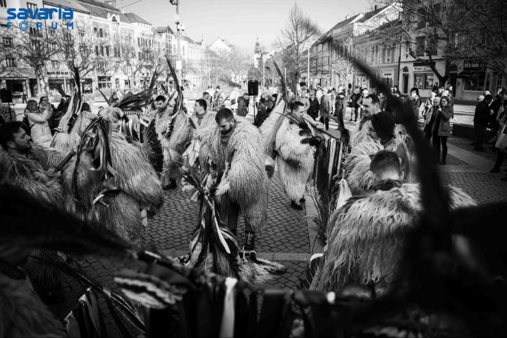 Szlovn kurentek ztk el a telet s hoztak vidmsgot Szombathely F terre